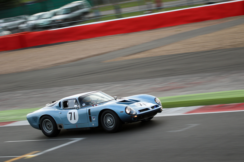 Illustration for article titled Ogle At The Best Cars Racing At The Silverstone Classic